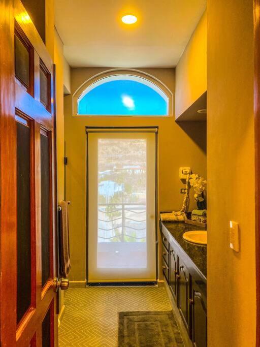 Condo En La Playa, Vista Espectacular ! Ла Пас Екстериор снимка